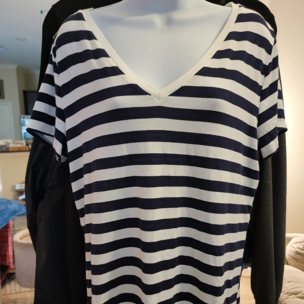 Merona Navy White Striped Tee XXL V Neck Short Sleeve Casual Nautical Top